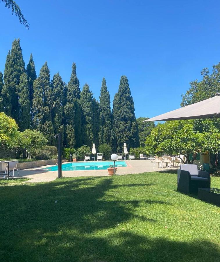 B&B Villa Il Poggetto Venturina Terme Exterior photo